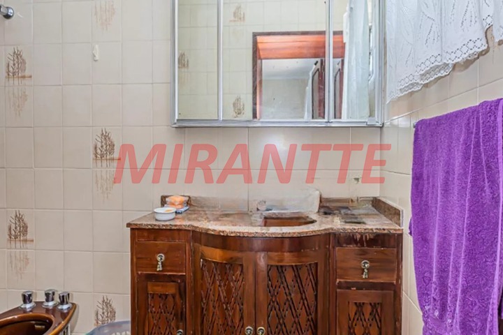 Sobrado de 197m² com 3 quartos em Limão