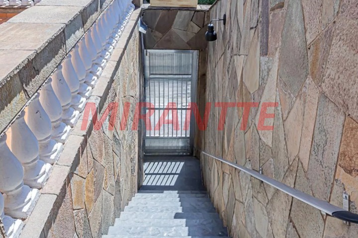 Sobrado de 197m² com 3 quartos em Limão