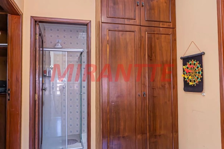 Sobrado de 197m² com 3 quartos em Limão