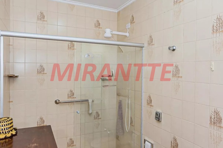 Sobrado de 197m² com 3 quartos em Limão