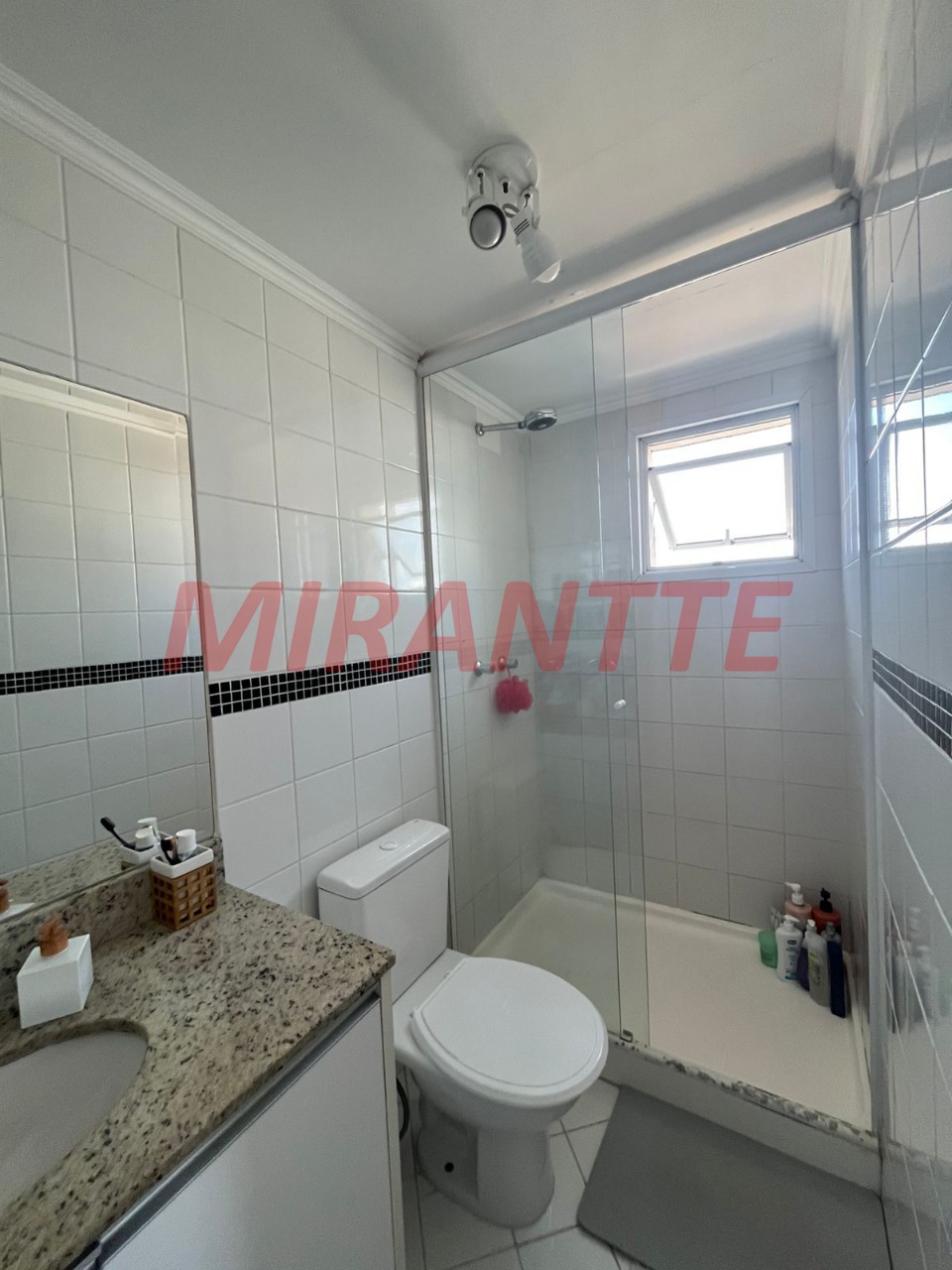 Apartamento de 64m² com 2 quartos em Santana