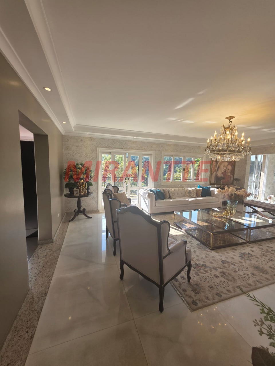 Cond. fechado de 369.84m² com 5 quartos em Roseira