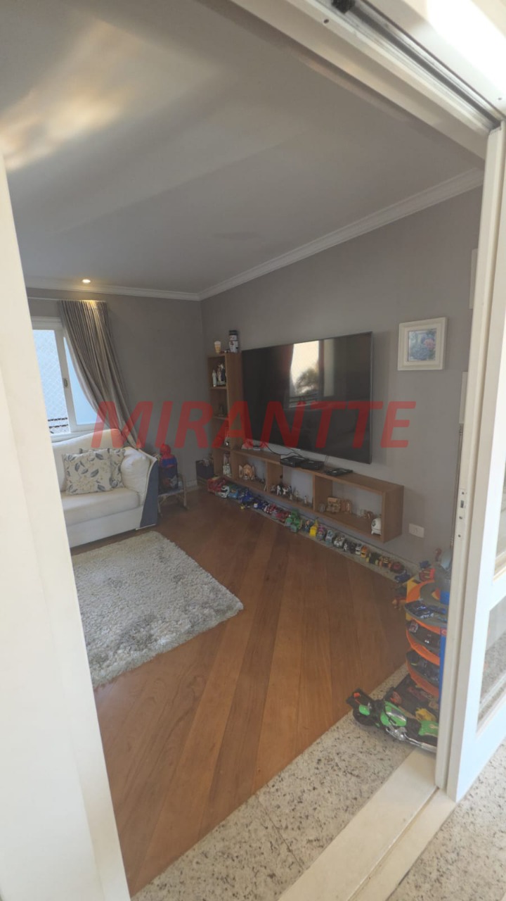 Cond. fechado de 369.84m² com 5 quartos em Roseira