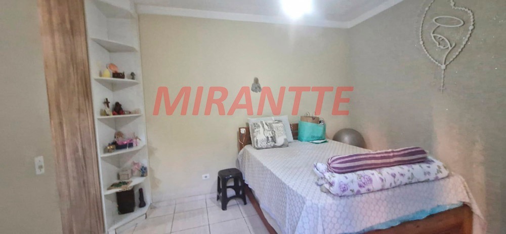 Sobrado de 220m² com 5 quartos em Santana