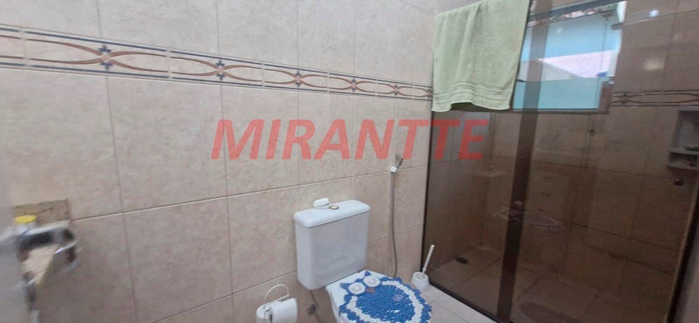 Sobrado de 220m² com 5 quartos em Santana