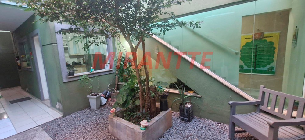 Sobrado de 220m² com 5 quartos em Santana