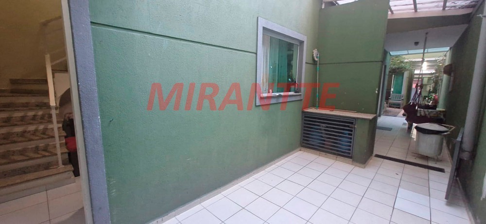 Sobrado de 220m² com 5 quartos em Santana