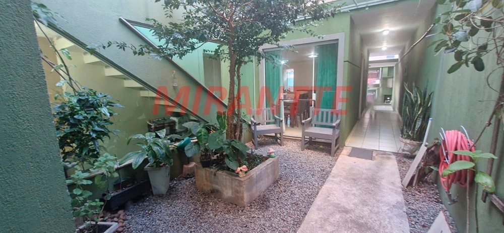 Sobrado de 220m² com 5 quartos em Santana