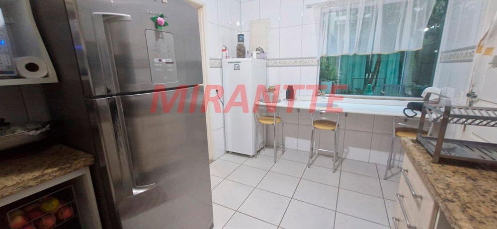 Sobrado de 220m² com 5 quartos em Santana