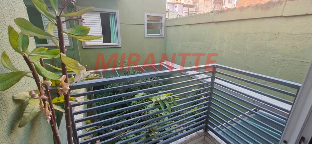 Sobrado de 220m² com 5 quartos em Santana