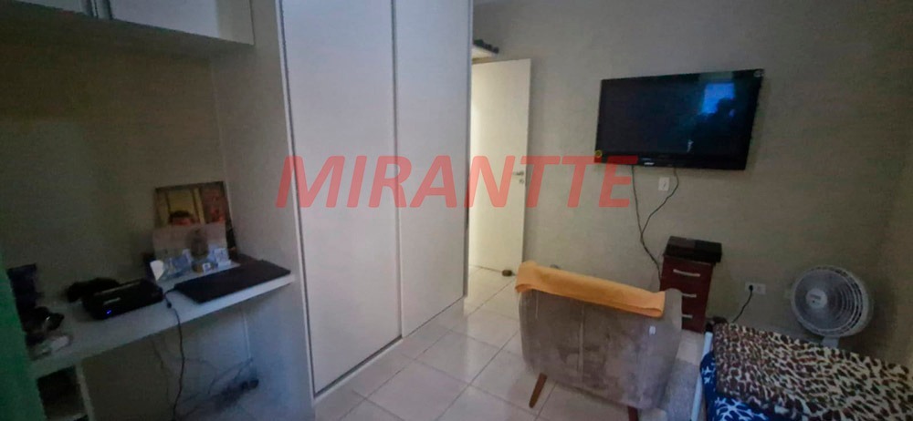 Sobrado de 220m² com 5 quartos em Santana