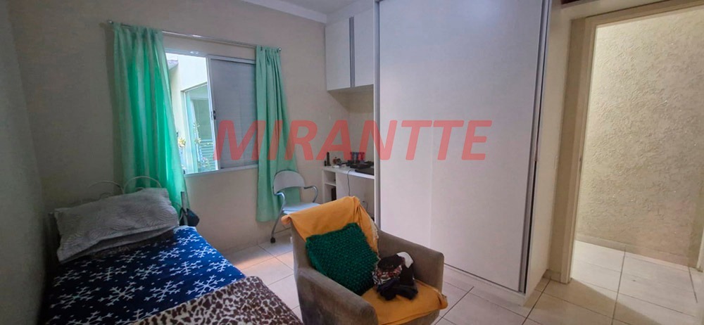 Sobrado de 220m² com 5 quartos em Santana