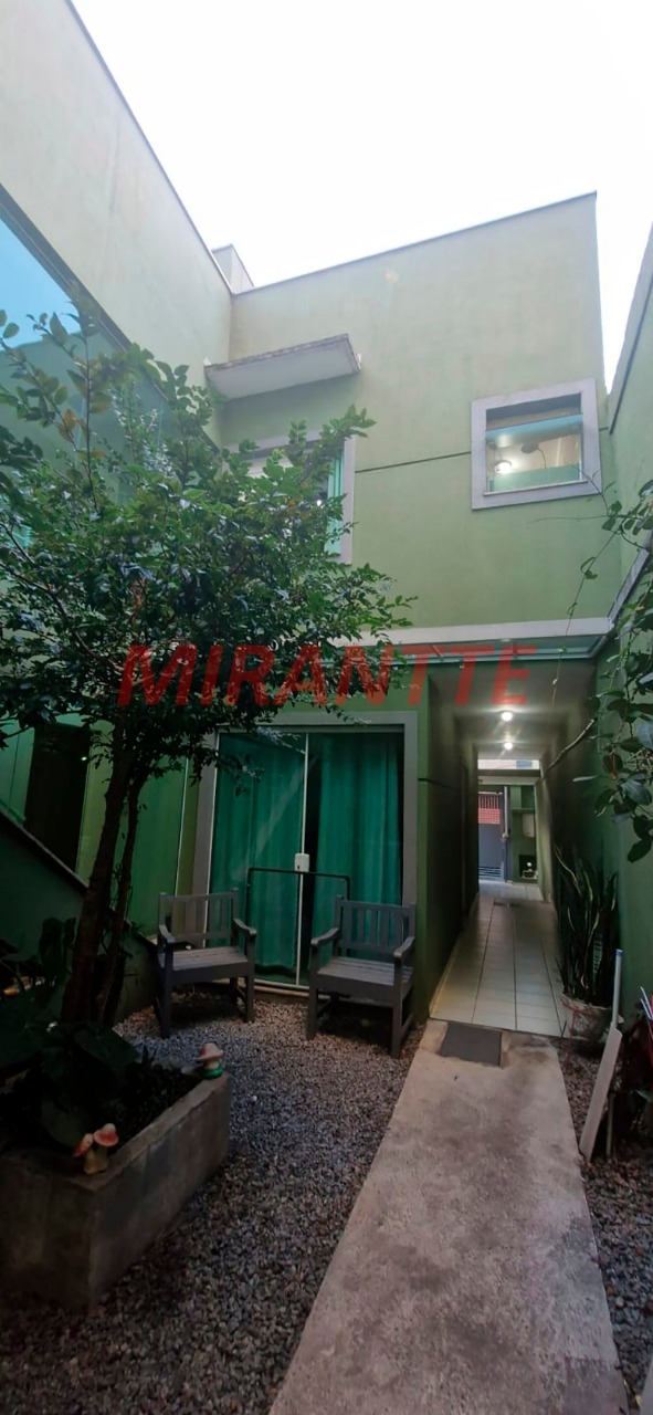 Sobrado de 220m² com 5 quartos em Santana