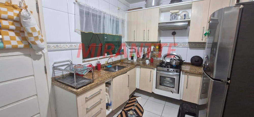 Sobrado de 220m² com 5 quartos em Santana