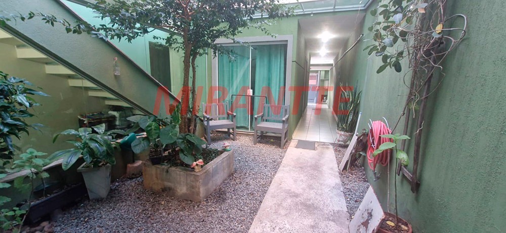 Sobrado de 220m² com 5 quartos em Santana