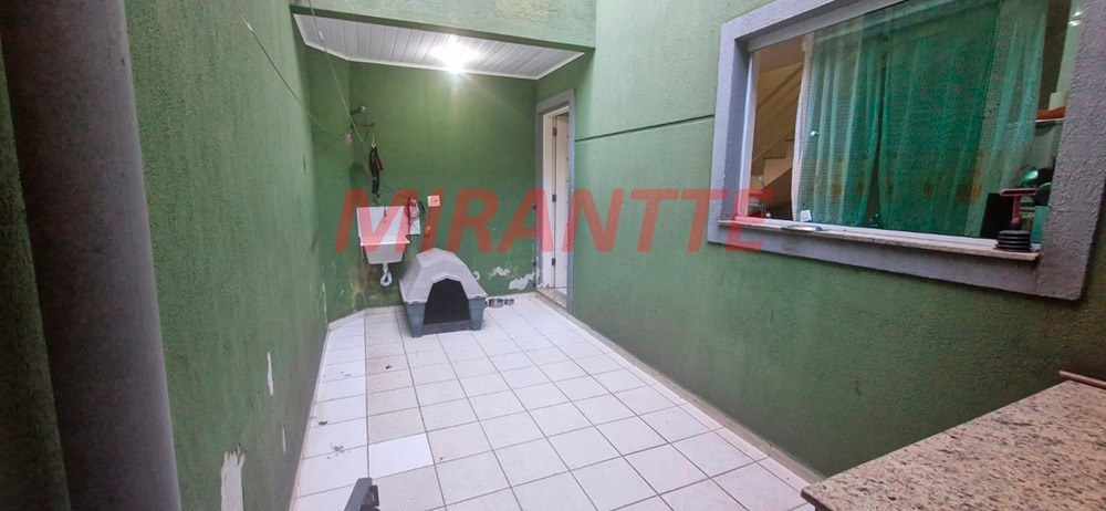 Sobrado de 220m² com 5 quartos em Santana