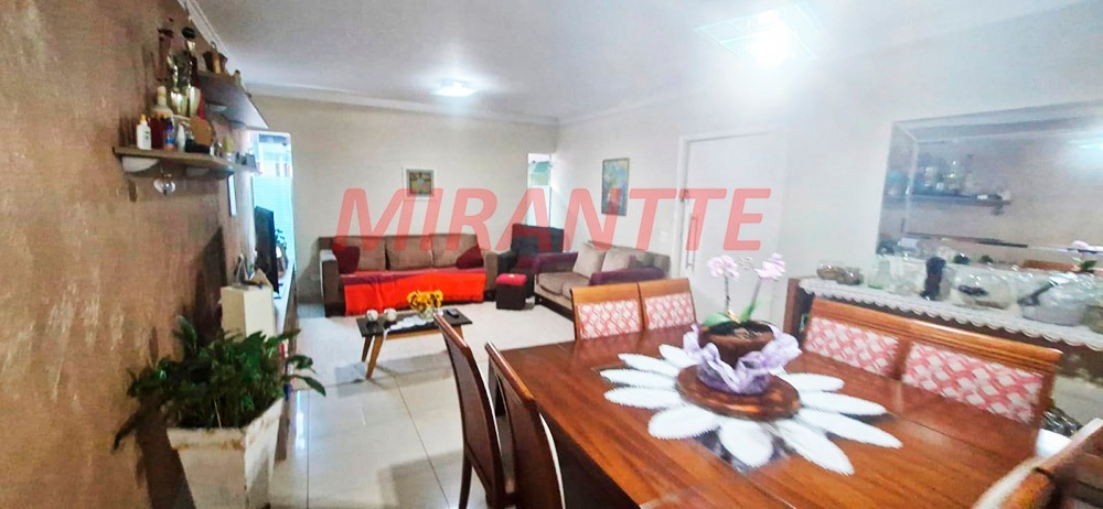 Sobrado de 220m² com 5 quartos em Santana