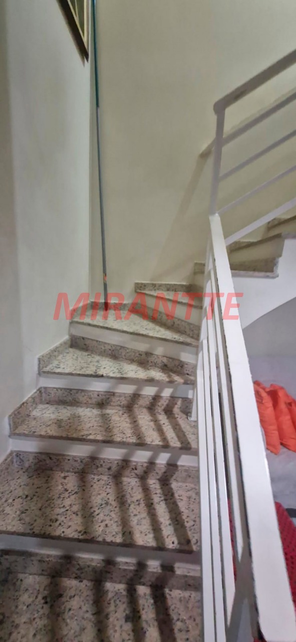 Sobrado de 220m² com 5 quartos em Santana