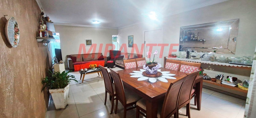 Sobrado de 220m² com 5 quartos em Santana