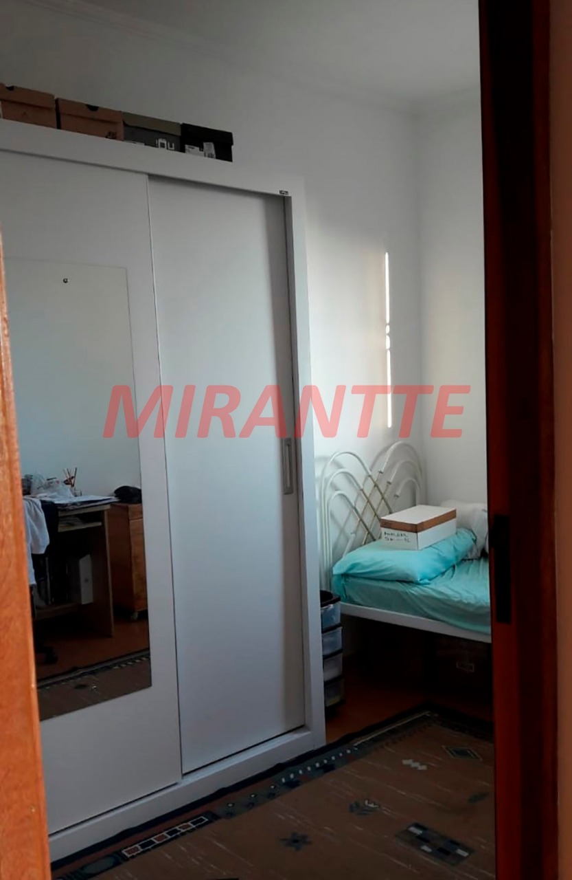 Sobrado de 145m² com 4 quartos em Vila Mazzei