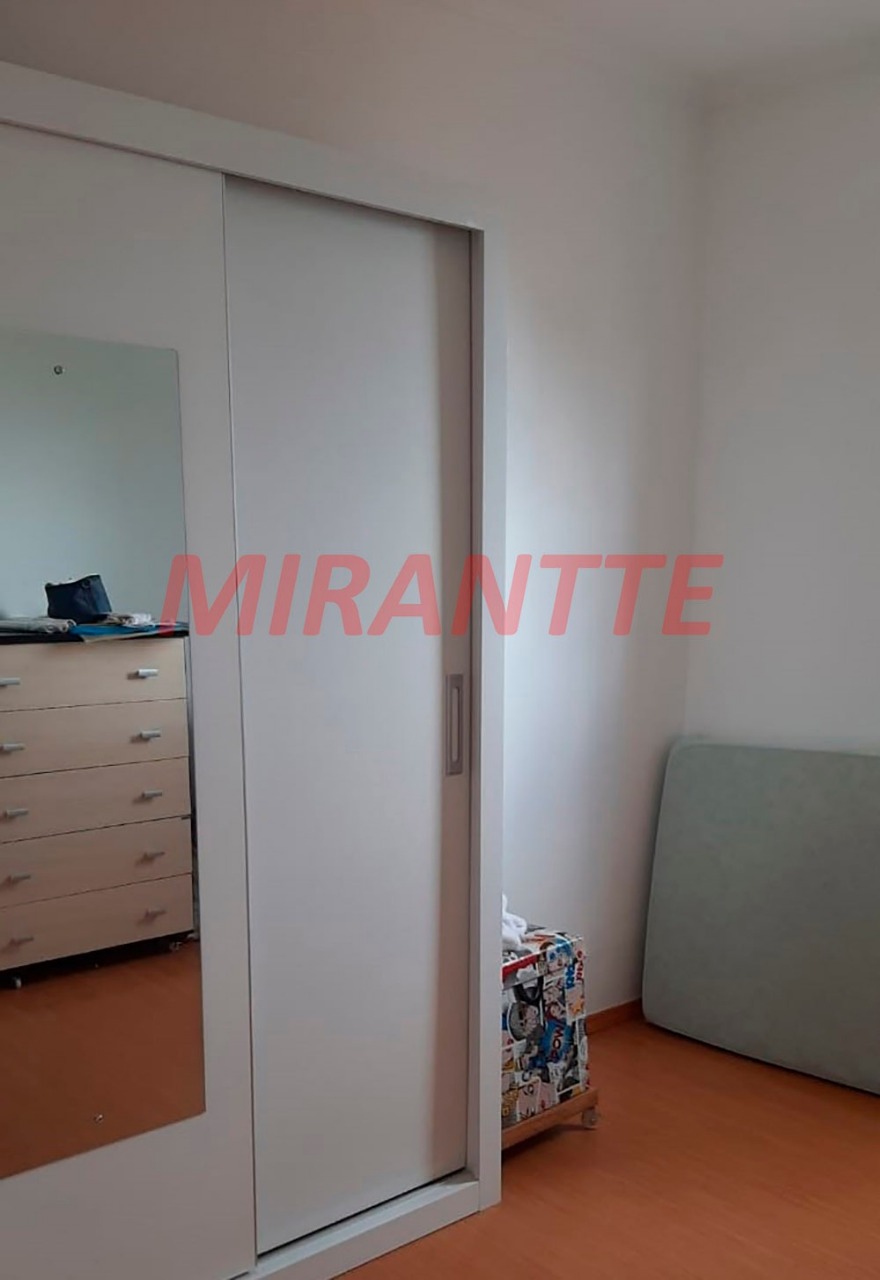 Sobrado de 145m² com 4 quartos em Vila Mazzei