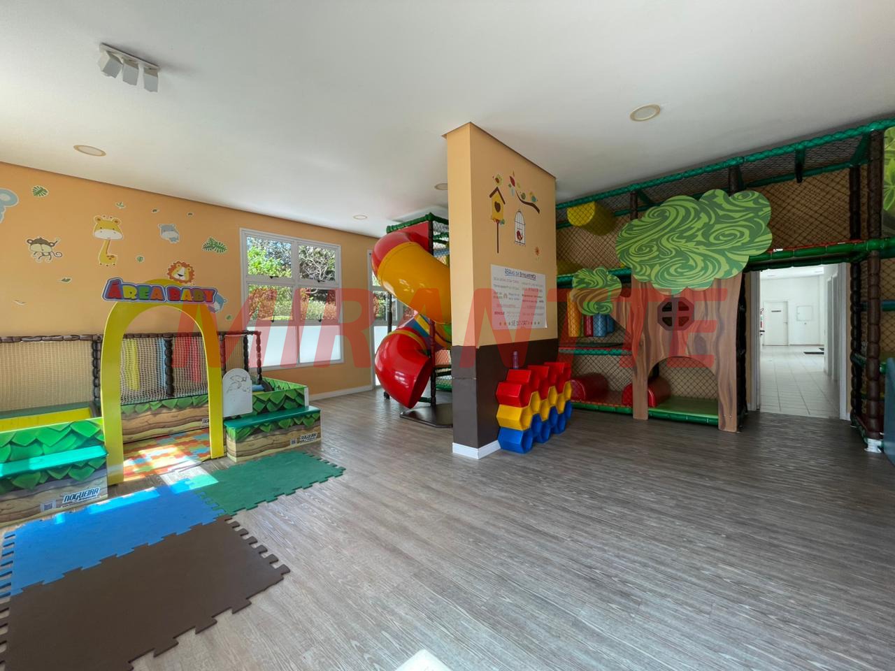 Apartamento de 172m² com 3 quartos em Vila Romana