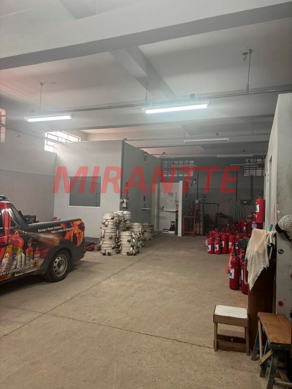 Galpao de 348m² em Parque Novo Mundo