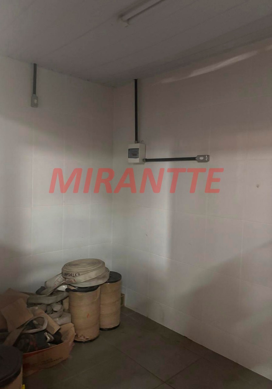 Galpao de 348m² em Parque Novo Mundo