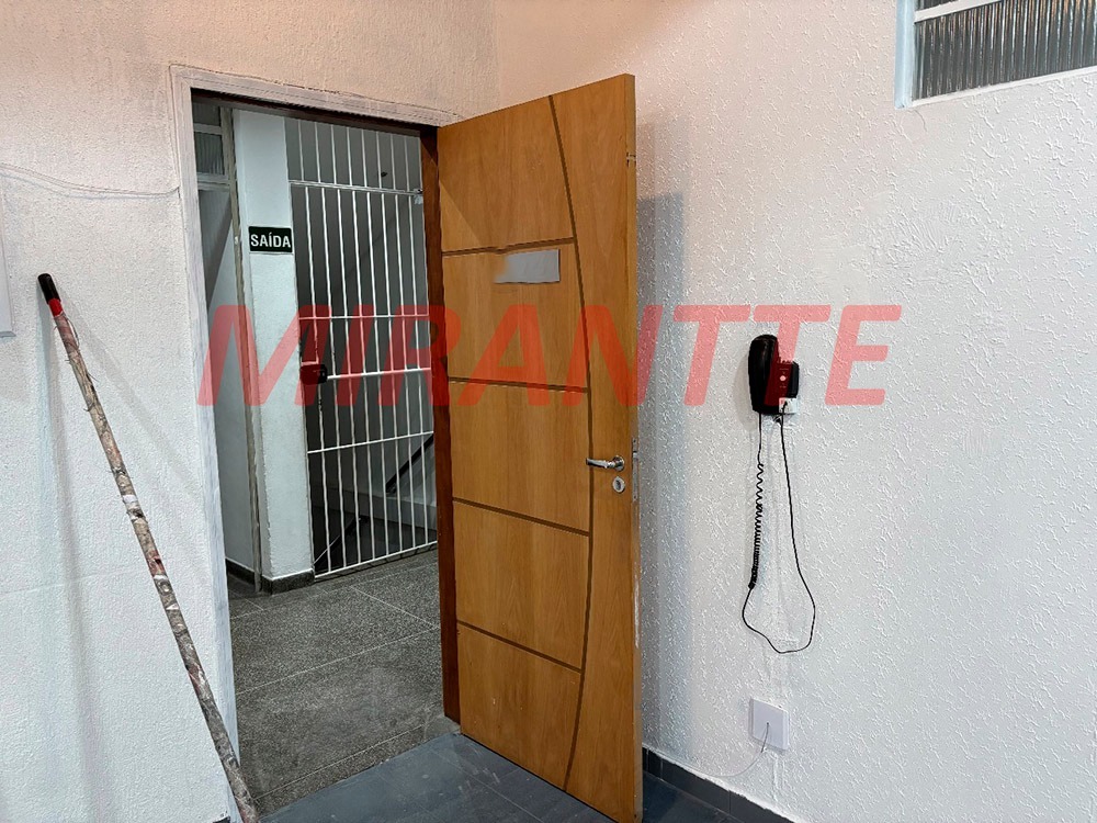 Comercial de 80m² em Vila Galvão