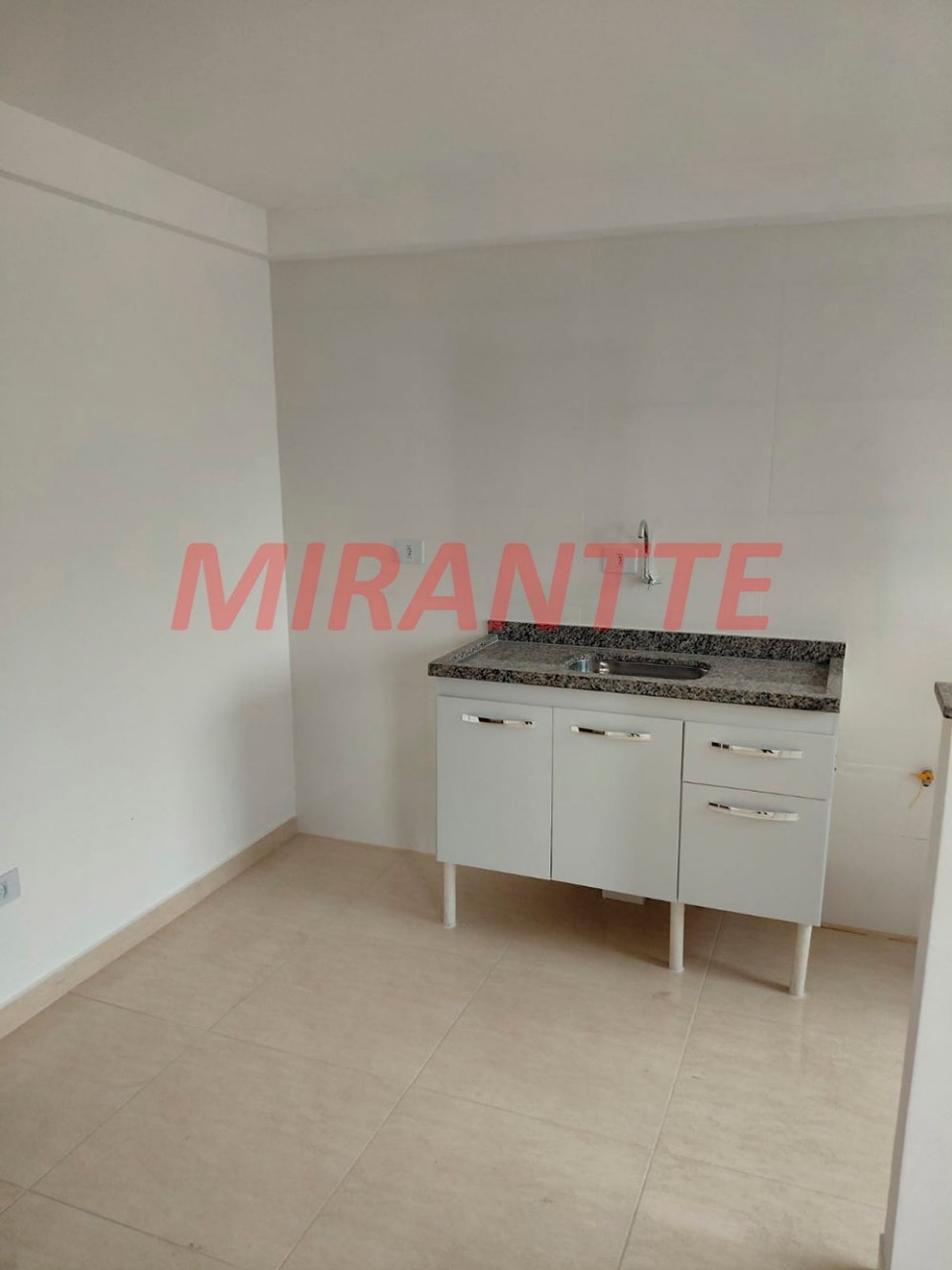 Apartamento de 37m² com 1 quartos em Vila Nivi