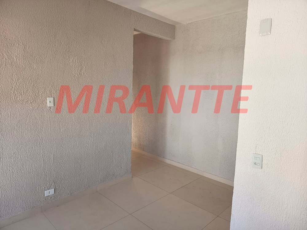 Cond. fechado de 27m² com 1 quartos em Imirim