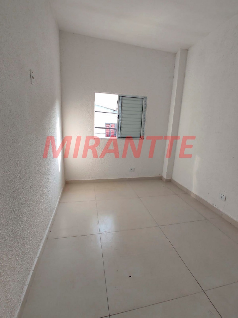 Cond. fechado de 27m² com 1 quartos em Imirim