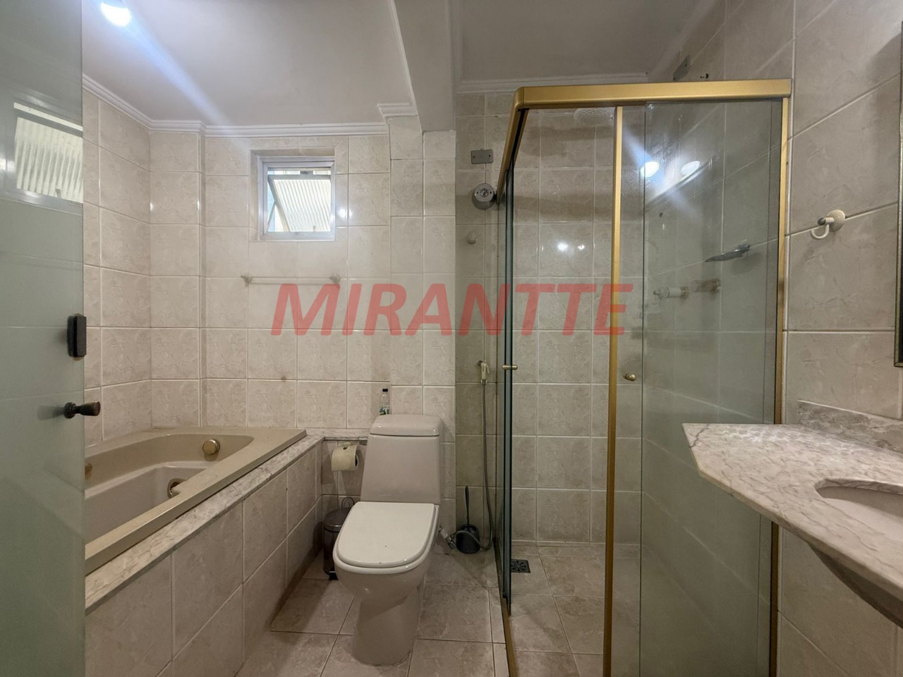 Apartamento de 70m² com 2 quartos em Água Fria