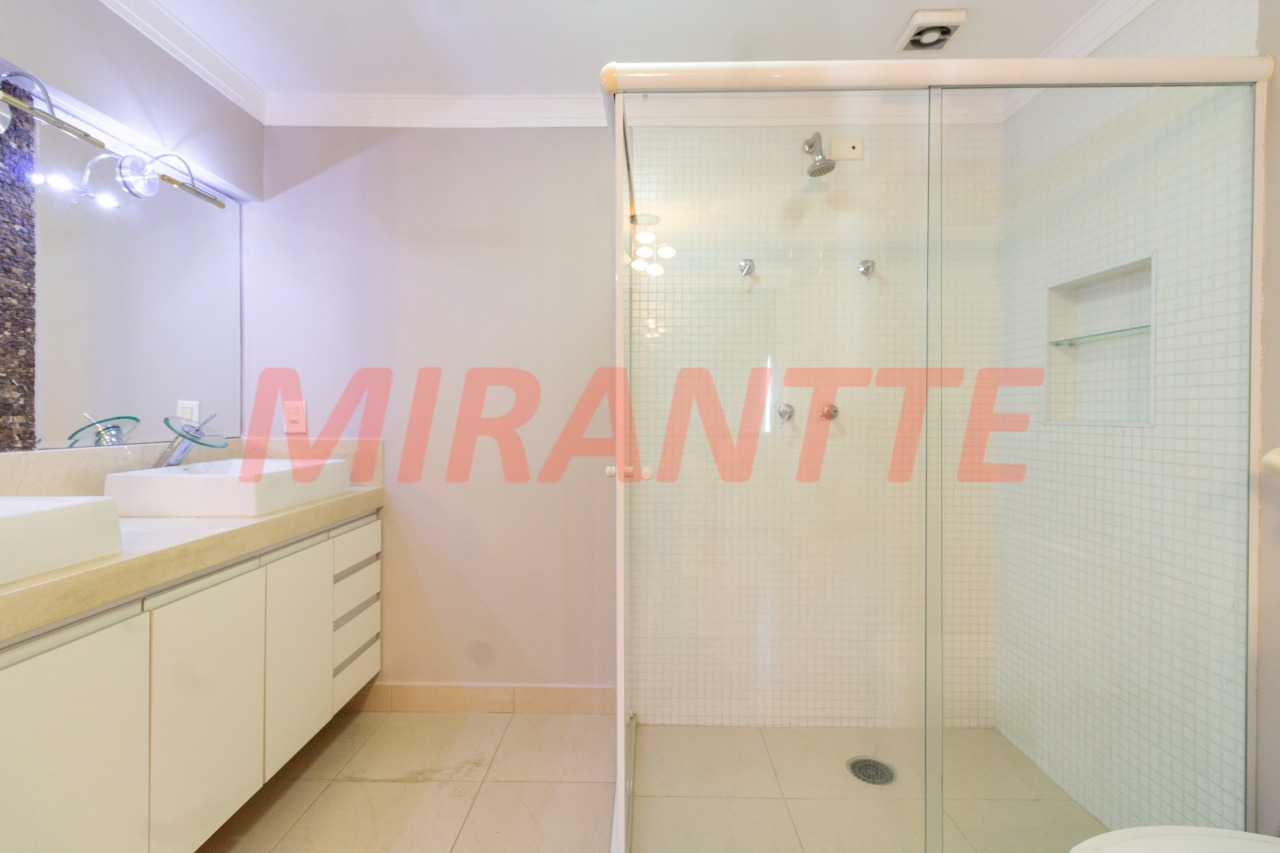 Cobertura de 387m² com 5 quartos em Água Fria