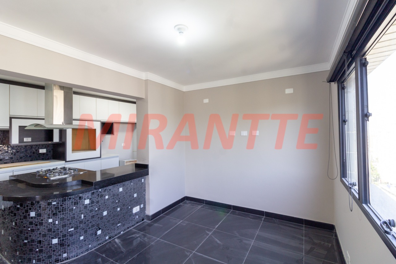 Cobertura de 387m² com 5 quartos em Água Fria