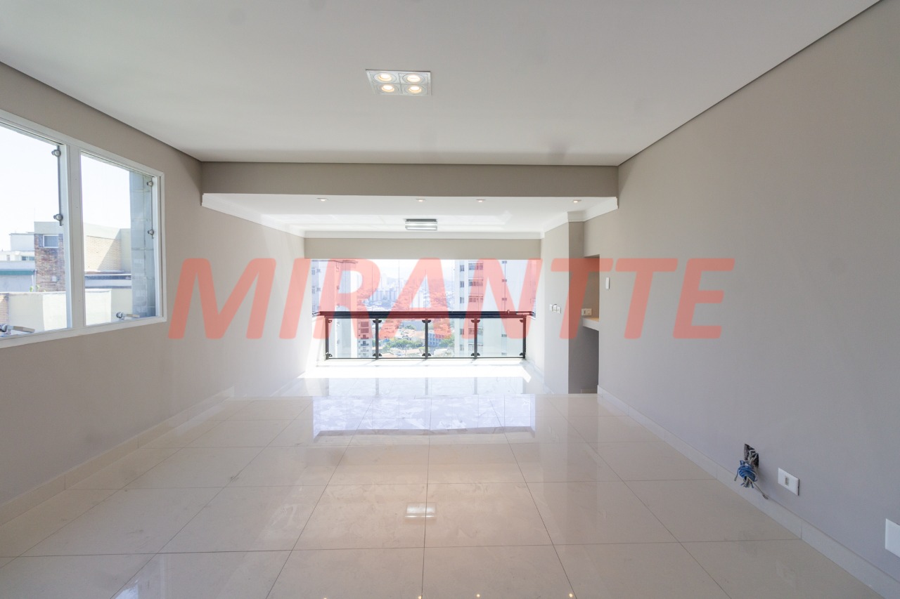Cobertura de 387m² com 5 quartos em Água Fria