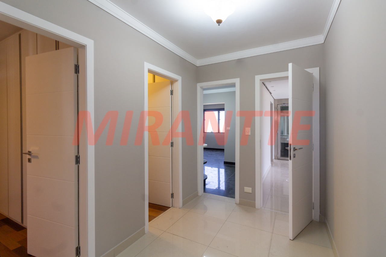 Cobertura de 387m² com 5 quartos em Água Fria