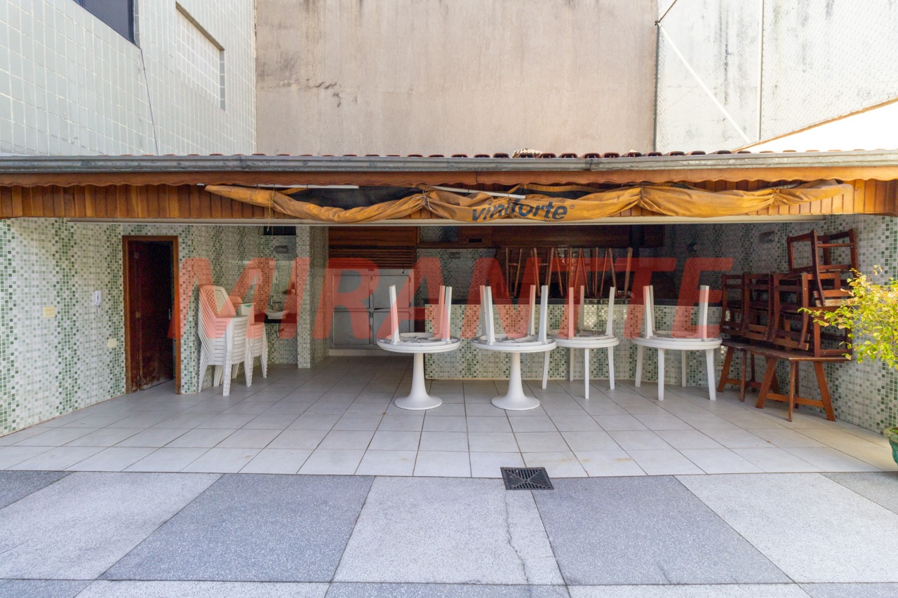 Cobertura de 387m² com 5 quartos em Água Fria