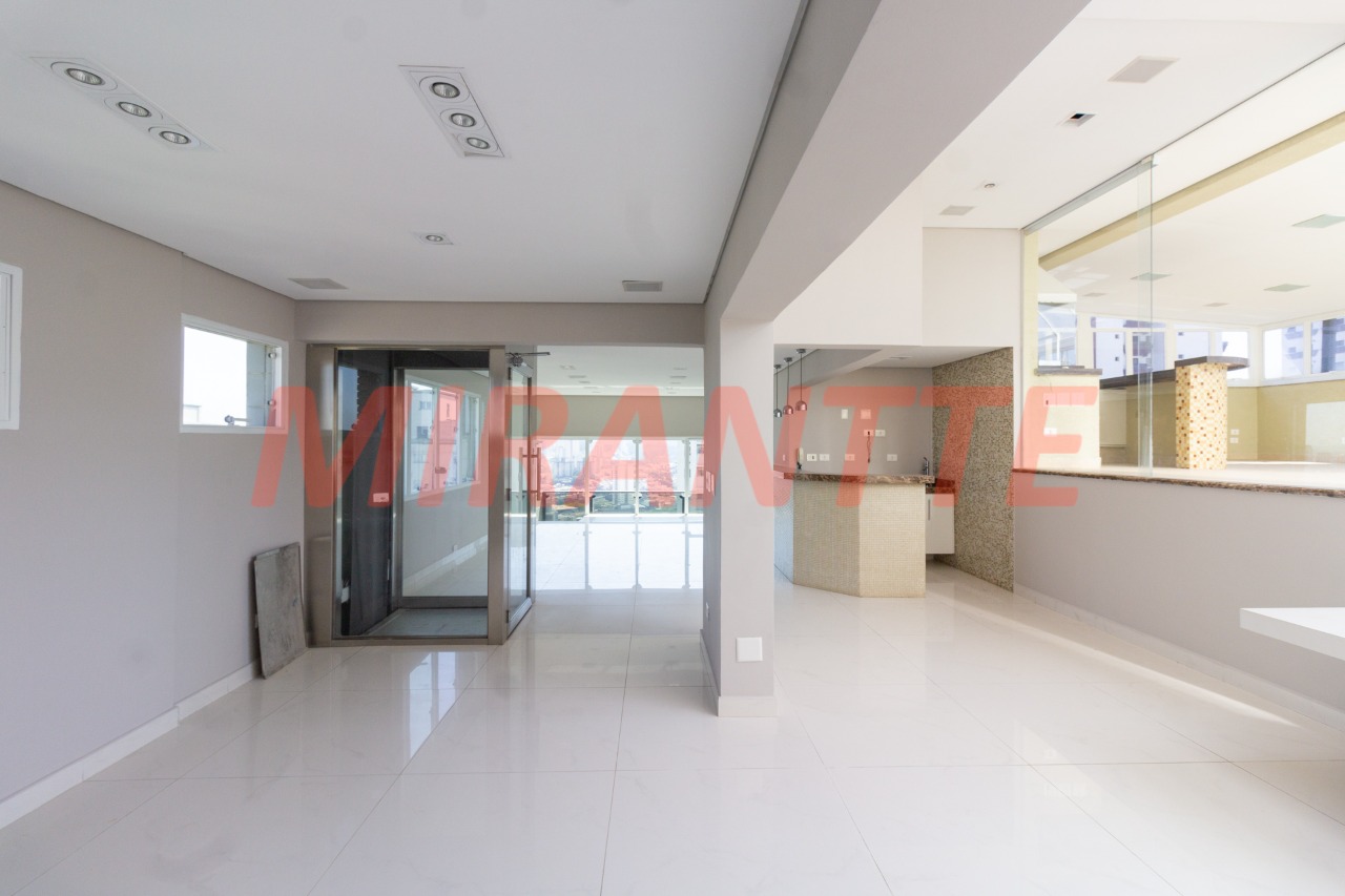 Cobertura de 387m² com 5 quartos em Água Fria