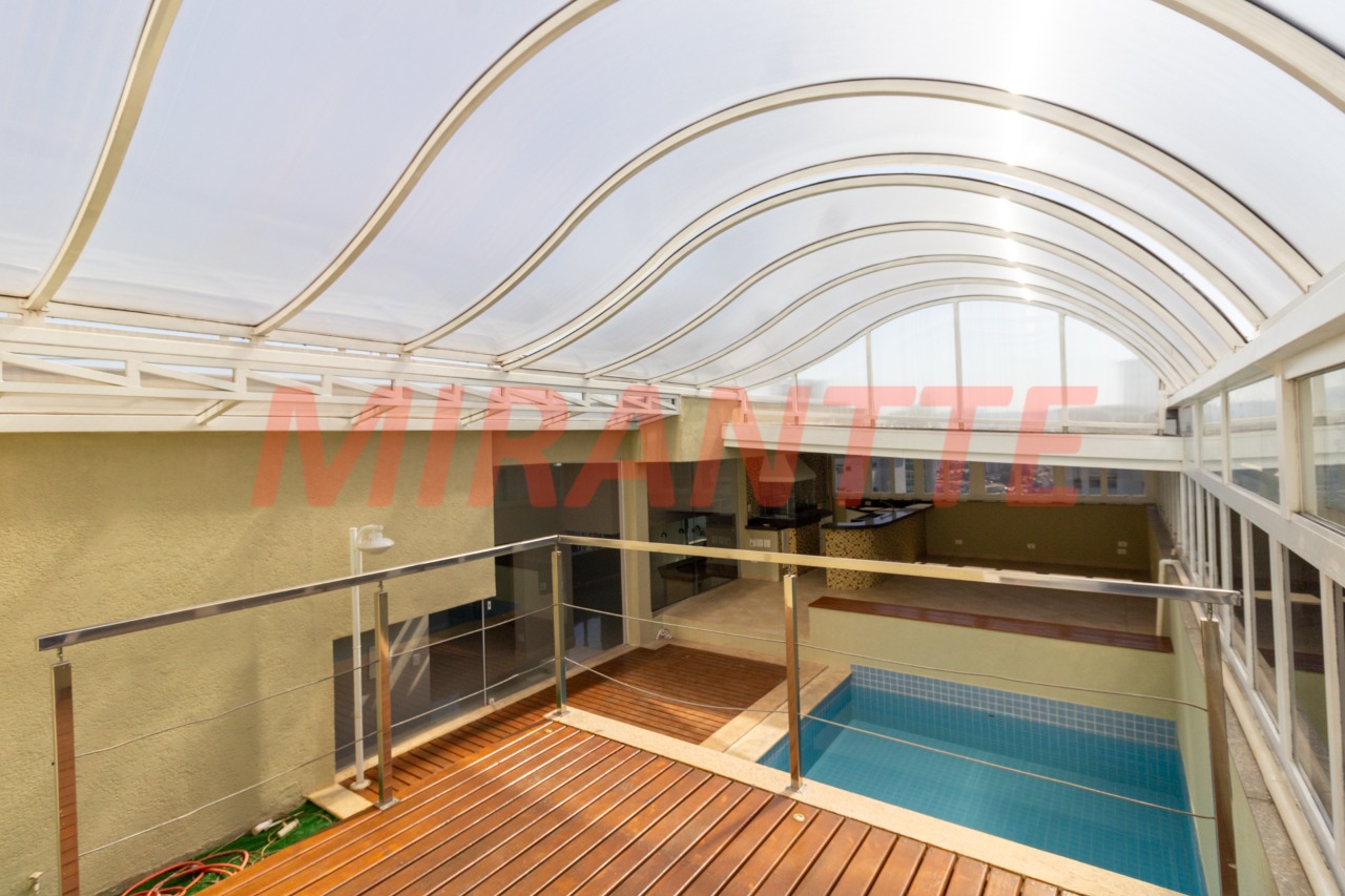Cobertura de 387m² com 5 quartos em Água Fria