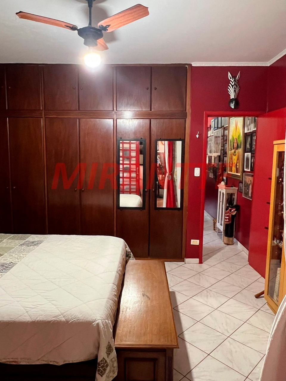 Sobrado de 247m² com 3 quartos em Bortolândia
