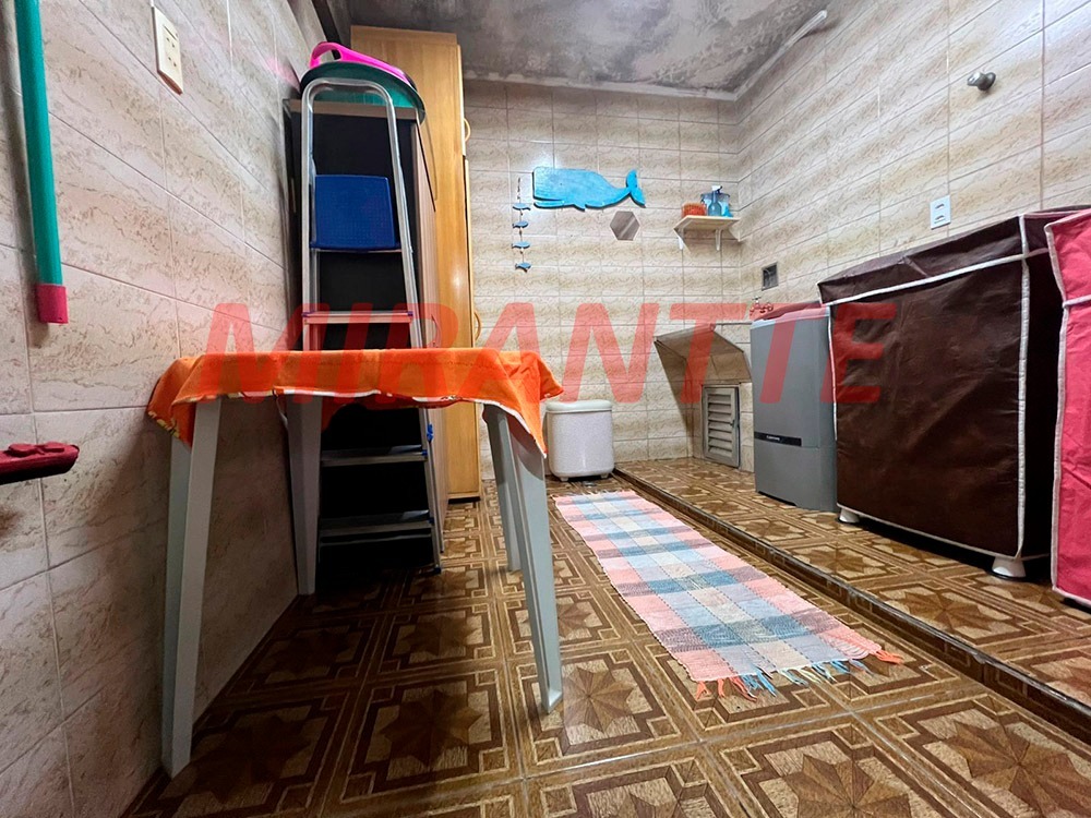 Sobrado de 247m² com 3 quartos em Bortolândia