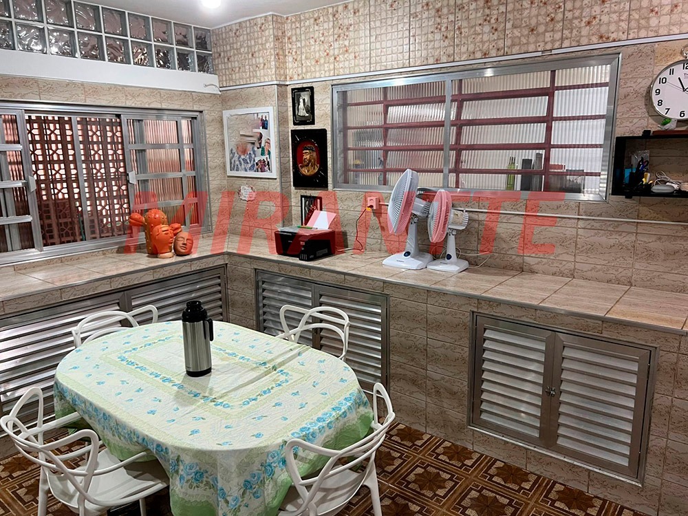 Sobrado de 247m² com 3 quartos em Bortolândia