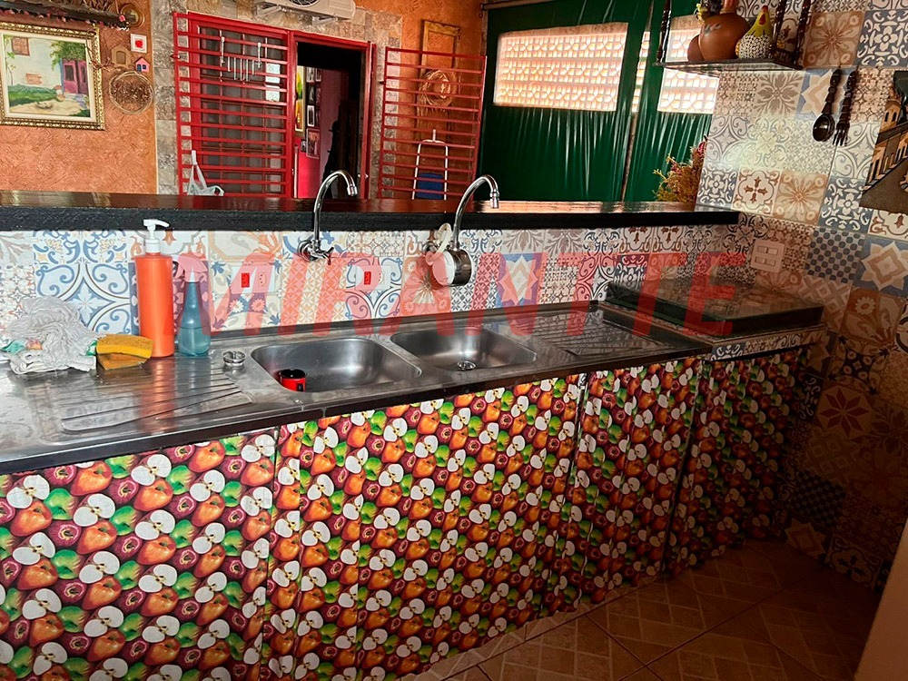 Sobrado de 247m² com 3 quartos em Bortolândia