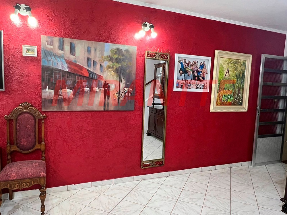 Sobrado de 247m² com 3 quartos em Bortolândia