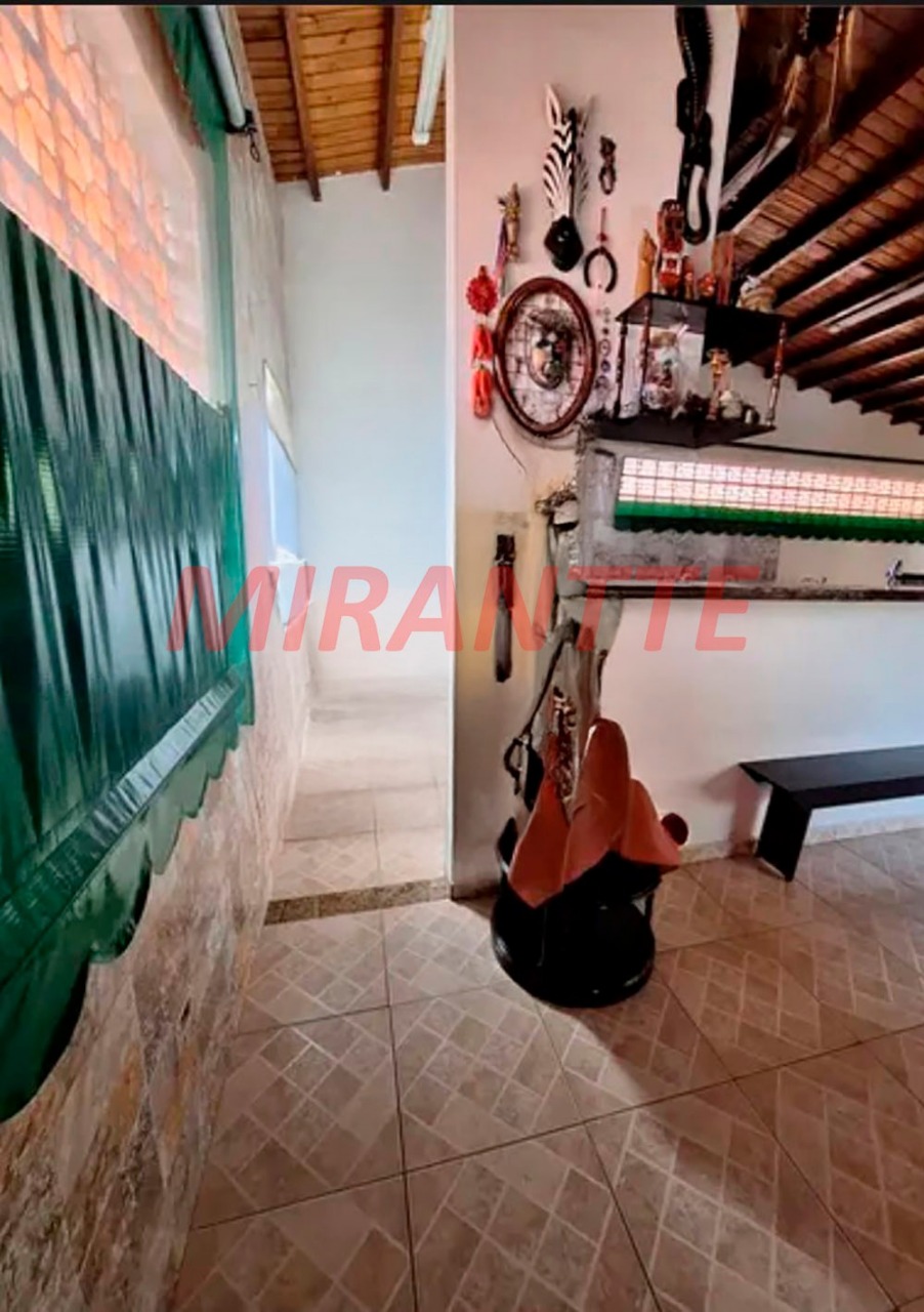 Sobrado de 247m² com 3 quartos em Bortolândia