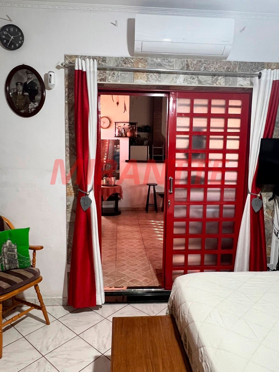 Sobrado de 247m² com 3 quartos em Bortolândia