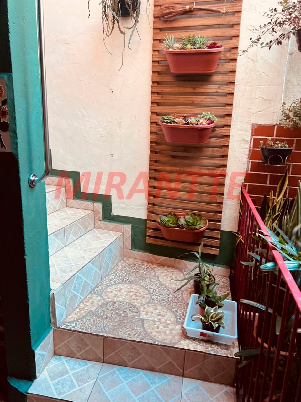 Sobrado de 247m² com 3 quartos em Bortolândia