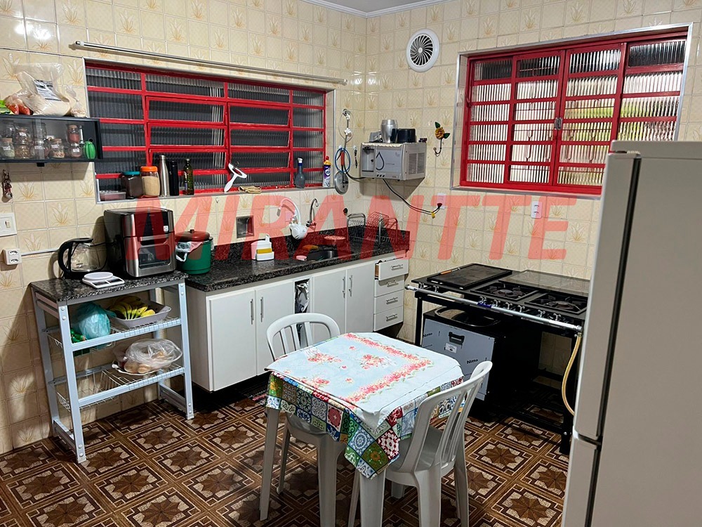 Sobrado de 247m² com 3 quartos em Bortolândia