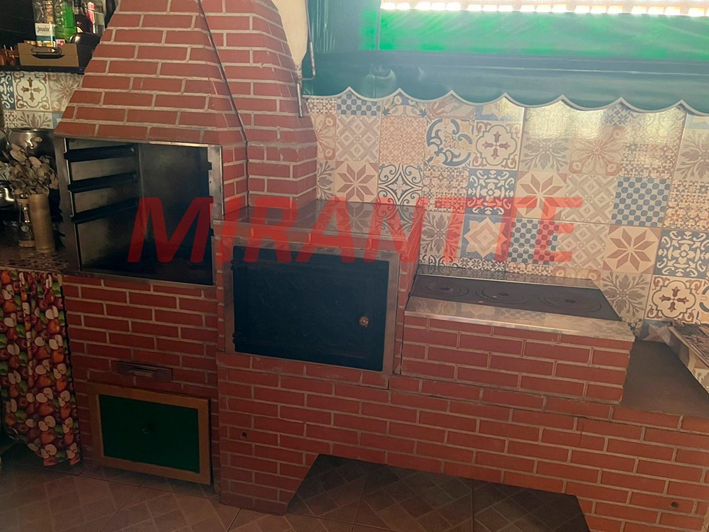 Sobrado de 247m² com 3 quartos em Bortolândia